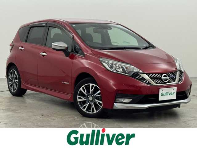 日産 ノート e-パワーオーテック スポーツスペック 福岡県 2019(令1)年 8.5万km ガーネットレッド アルパインナビ（ＢＴ，フルセグＴＶ）　/アラウンドビューモニター　/ＥＴＣ　/デジタルルームミラー　/インテリジェントクルコン　/コーナーセンサー　/エマージェンシーブレーキ　/レーンキープ　/純正１６インチＡＷ