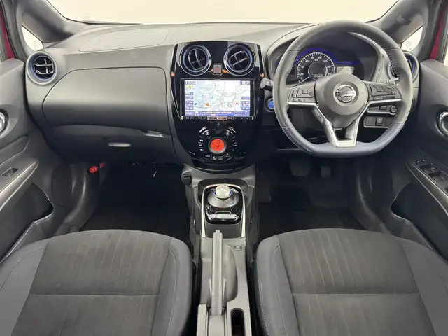 日産 ノート e-パワーオーテック スポーツスペック 福岡県 2019(令1)年 8.5万km ガーネットレッド アルパインナビ（ＢＴ，フルセグＴＶ）　/アラウンドビューモニター　/ＥＴＣ　/デジタルルームミラー　/インテリジェントクルコン　/コーナーセンサー　/エマージェンシーブレーキ　/レーンキープ　/純正１６インチＡＷ