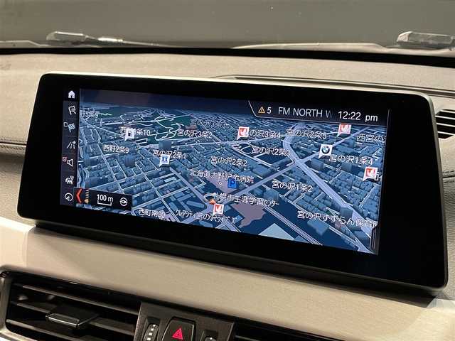 ＢＭＷ Ｘ１ xDrive 18d Mスポーツ EDジョイ+ 道央・札幌 2021(令3)年 3.5万km アルピンホワイトⅢ ドライビングアシストプラス/・ACC/アクティブクルーズコントロール/ドライビングアシスト/・レーンディパーチャーウォーニング/・前車接近警告機能/・衝突回避 被害軽減ブレーキ/パーキングアシスト/・PDC/パークディスタンスコントロール/・パーキングアシスト(縦列)/・リアビューカメラ/コンフォートパッケージ/・スライディングリヤシート/・ワイヤレスチャージング/・Mシートベルト/Mエアロダイナミクスパッケージ/Mスポーツサスペンション/コンフォートアクセス/オートマチックテールゲートオペレーション/LEDヘッドライト/LEDフロントフォグランプ/アンビエントライト/自動防眩ルームミラー/電動フロントシート/スポーツシート(ハーフレザーシート)/Mスポーツレザーステアリングホイール/10.25インチワイドコントロールディスプレイ/ミラー一体型ETC/社外ドライブレコーダー
