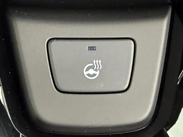 ホンダ ＺＲ－Ｖ ハイブリッド e:HEV Z 東京都 2023(令5)年 1.9万km プラチナホワイトパール BOSEサウンド/Honda SENSING/・衝突軽減ブレーキ/・誤発進抑制機能/・標識認識機能/・路外逸脱抑制機能/・車線維持支援システム/・先行車発進お知らせ機能/・アダプティブクルーズコントロール/・コーナーセンサー/マルチビューカメラシステム/プッシュスタート/純正9インチナビ/【FM/AM/USB/BT/フルセグTV】/ETC2.0/ワイヤレス充電器/レザーシート/パワーシート/シートヒーター/ステアリングヒーター/パワーテールゲート/LEDヘッドライト/オートライト/18インチ純正アルミホイール/スペアキー×１