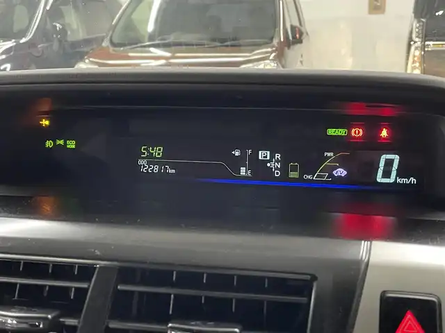 トヨタ プリウス α S 千葉県 2012(平24)年 12.3万km ホワイトパールクリスタルシャイン 純正SDナビ【フルセグ、BT、DVD、CD】/社外16インチアルミホイール/社外16インチアルミ付冬タイヤ積込/純正ホイールキャップ積込/ETC/前後ドラレコ（DRV-MR740）/オートライト/フォグ/バックカメラ/ステアリングスイッチ/フルオートPW/純正フロアマット/保証書/取説/ナビ説