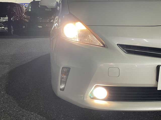 トヨタ プリウス α S 千葉県 2012(平24)年 12.3万km ホワイトパールクリスタルシャイン 純正SDナビ【フルセグ、BT、DVD、CD】/社外16インチアルミホイール/社外16インチアルミ付冬タイヤ積込/純正ホイールキャップ積込/ETC/前後ドラレコ（DRV-MR740）/オートライト/フォグ/バックカメラ/ステアリングスイッチ/フルオートPW/純正フロアマット/保証書/取説/ナビ説