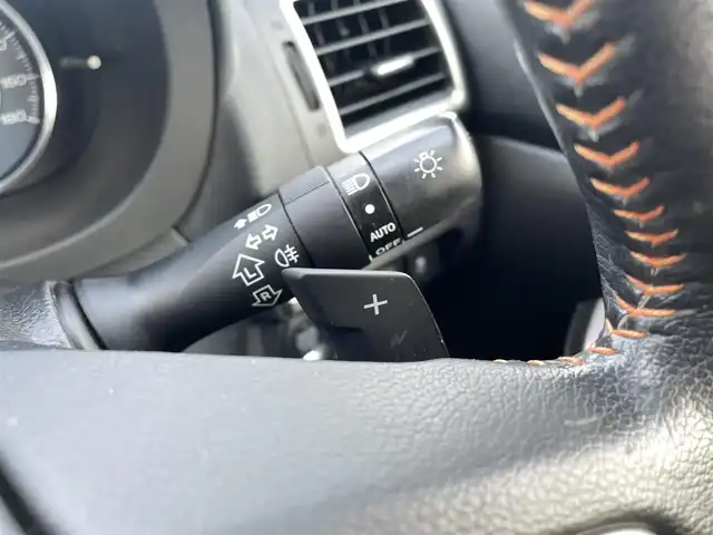 スバル インプレッサ ＸＶ 2．0i－L アイサイト 鳥取県 2017(平29)年 6.1万km クリスタルブラックシリカ ワンオーナー/４WD/社外ナビ/フルセグ/BT/CD/DVD/USB/バックカメラ・ETC/ドライブレコーダー（前方のみ）/前席パワーシート/アイサイト/レーダークルーズコントロール/レーンキープアシスト/キセノンライト/フォグライト/純正１７インチアルミホイール/プッシュエンジンスタート/アイドリングストップ/フロアマット/ドアバイザー/取扱説明書/スペアキー