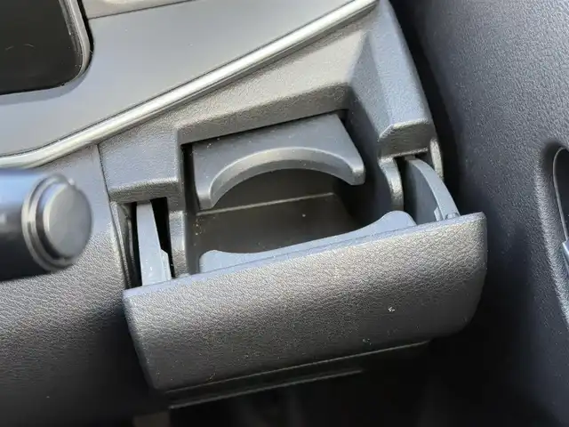 日産 ノート X 大分県 2021(令3)年 6.8万km オーロラフレアブルーパール ・純正ナビ(CD/DVD/BT/SD/USB)/・バックカメラ/・フルセグテレビ/・エマージェンシーブレーキ/・コーナーセンサー/・ドライブレコーダー/・テレビキャンセラー/・ドライブレコーダー/・ETC/・オートハイビーム/・オートホールド/・スマートキー/・プッシュスタートボタン