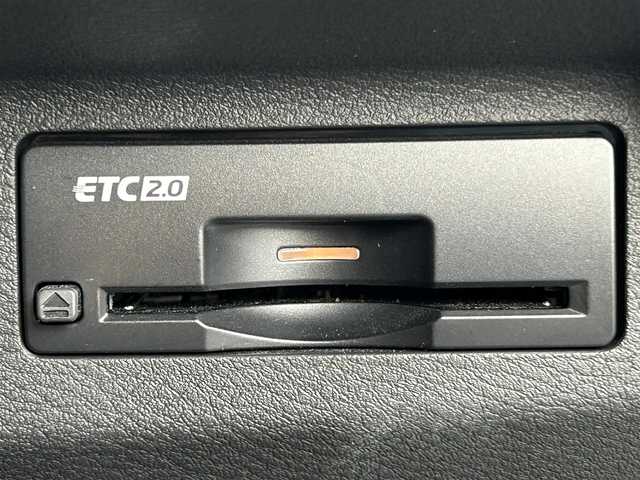 日産 エクストレイル G e－4ORCE 道南・函館 2023(令5)年 5.1万km ブリリアントホワイトパール /純正ナビ//フルセグTV//全周囲カメラ//ドライブレコーダー//クルーズコントロール//コーナーセンサー//シートヒーター//ハンドルヒーター//シートメモリー//オートブレーキホールド//レーンキープアシスト//ETC