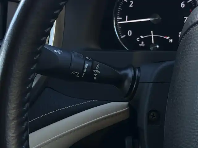 トヨタ クラウン ロイヤル ロイヤルサルーン 栃木県 2014(平26)年 3.5万km ホワイトパールクリスタルシャイン メーカー装着ナビ/フルセグTV/DVD再生機能/Bluetooth/バックカメラ/ステアリングリモコン/クルーズコントロール/前席パワーシート/リア5面フィルム/ローダウン/クリアランスソナー/ビルトインETC/スマートキー