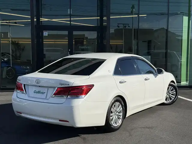 トヨタ クラウン ロイヤル ロイヤルサルーン 栃木県 2014(平26)年 3.5万km ホワイトパールクリスタルシャイン メーカー装着ナビ/フルセグTV/DVD再生機能/Bluetooth/バックカメラ/ステアリングリモコン/クルーズコントロール/前席パワーシート/リア5面フィルム/ローダウン/クリアランスソナー/ビルトインETC/スマートキー