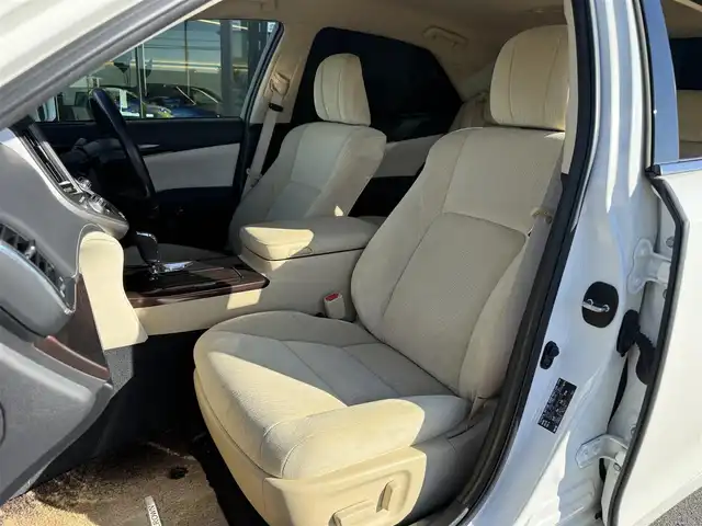 トヨタ クラウン ロイヤル ロイヤルサルーン 栃木県 2014(平26)年 3.5万km ホワイトパールクリスタルシャイン メーカー装着ナビ/フルセグTV/DVD再生機能/Bluetooth/バックカメラ/ステアリングリモコン/クルーズコントロール/前席パワーシート/リア5面フィルム/ローダウン/クリアランスソナー/ビルトインETC/スマートキー