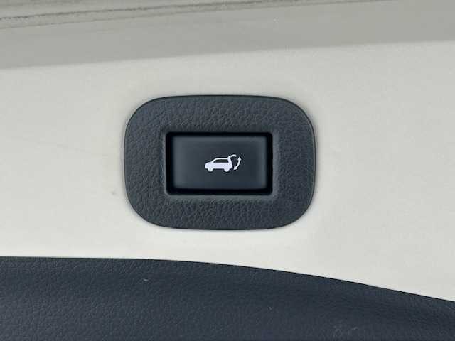 日産 エクストレイル 20X エマージェンシーブレーキ 愛知県 2015(平27)年 7.6万km 黒 純正ナビ　/（TV/BT/CD/DVD）　/クルーズコントロール　/全方位モニター　　/ブラインドスポットモニター　/衝突軽減システム　/レーンキープアシスト　/コーナーセンサー　/電動リアゲート　/シートヒーター/ドライブレコーダー　/ETC/純正AW　