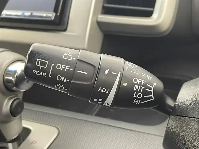 ホンダ フリード G プレミアムエディション 大分県 2015(平27)年 7.4万km プレミアムスパークルブラックパール 社外SDナビ/（フルセグ/CD/DVD/Bluetooth）/両側パワースライドドア/ビルトインETC/ハーフレザーシート/クルーズコントロール/ステアリングスイッチ/電動格納ミラー/HIDヘッドライト/オートライト/オートエアコン/スマートキー/保証書・取扱説明書