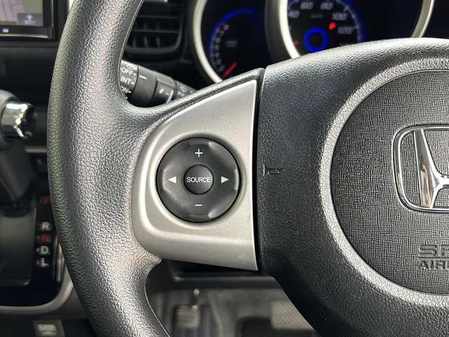ホンダ Ｎ ＢＯＸ カスタム G 岐阜県 2015(平27)年 7.6万km プレミアムホワイトパール SDナビ　NR-MZ33/CD/DVD/Bluetooth/ワンセグTV/バックモニター/両側パワースライドドア/シティブレーキアクティブシステム/ステアリングスイッチ/電動格納ミラー/オートHIDヘッドライト