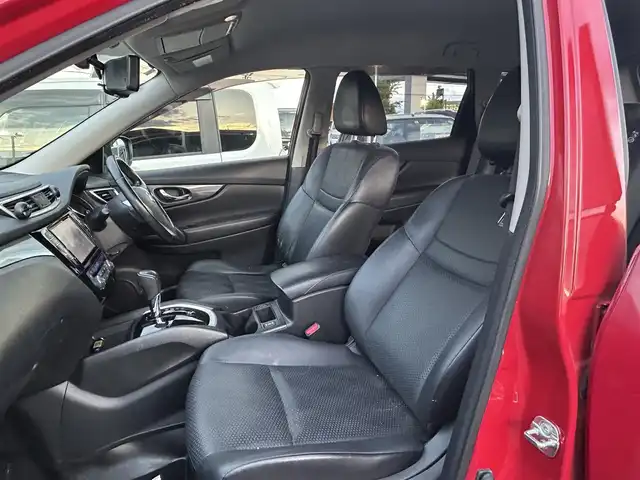 日産 エクストレイル 20X 愛知県 2015(平27)年 13.4万km バーニングレッド スマートキー/プッシュスタート/純正8インチナビ/フルセグTV/BT/バックカメラ/ETC/コーナリングスタビリティアシスト/アクティブエンジンブレーキ/アイドリングストップ/ハーフレザーシート/前席シートヒーター /純正フロアマット/純正ドアバイザー/取説、保証書