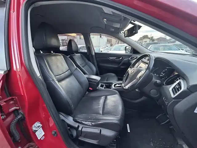 日産 エクストレイル 20X 愛知県 2015(平27)年 13.4万km バーニングレッド スマートキー/プッシュスタート/純正8インチナビ/フルセグTV/BT/バックカメラ/ETC/コーナリングスタビリティアシスト/アクティブエンジンブレーキ/アイドリングストップ/ハーフレザーシート/前席シートヒーター /純正フロアマット/純正ドアバイザー/取説、保証書