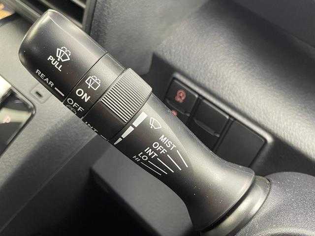 トヨタ シエンタ G クエロ 大阪府 2022(令4)年 3.3万km ブラックマイカ トヨタセーフティセンス/　・衝突軽減ブレーキ/　・プリクラッシュセーフティ　PCS/　・レーンディパーチャーアラート　LDA/　・オートマチックハイビーム　AHB/純正ナビ/　Bluetooth/フルセグ/CD/バックカメラ/両側パワースライドドア/LEDオートライト/フォグランプ/ハーフレザーシート/スマートキー/ビルトインETC/ステアリングスイッチ/コーナーセンサー/革巻きステアリング/フロアマット