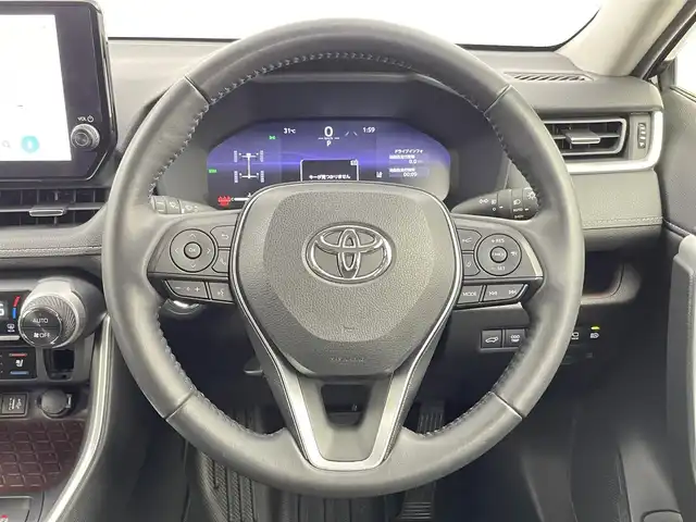 トヨタ ＲＡＶ４ G Zパッケージ 千葉県 2023(令5)年 3.4万km アティチュードブラックマイカ 禁煙車/ワンオーナー/トヨタセーフティセンス/・プリクラッシュセーフティ/・レーントレーシングアシスト/・レーダークルーズコントロール/・オートマチックハイビーム/パワーバックドア/純正10.5インチディスプレイオーディオ/Bluetooth/フルセグ/AM/FM/アラウンドビューモニター/レーダークルーズコントロール/LEDオートライト/ハーフレザーシート/純正19インチアルミホイール/ルーフレール/USBポート/プッシュスタート/スマートキー/取扱説明書/保証書