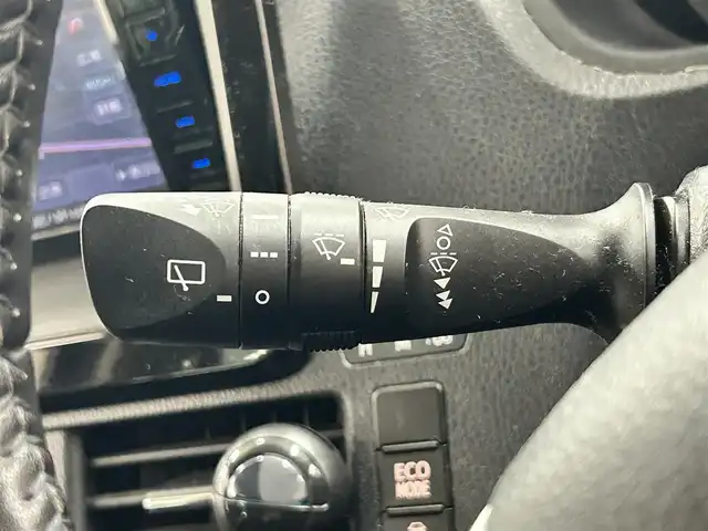 トヨタ ヴォクシー V 道央・札幌 2014(平26)年 10.9万km ダークバイオレットマイカメタリック ・4WD/・社外ナビ/フルセグTV/DVD/CD/SD/BT/・バックカメラ/・左側パワースライドドア/・社外エンジンスターター/・クルーズコントロール/・オートマチックハイビーム/・アイドリングストップ/・ETC/・横滑り防止/・リヤクーラー/・LEDヘッドライト/・フロントフォグ/・プッシュスタート/・スマートキー/・ドアバイザー/・電格ミラー