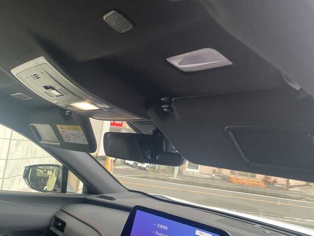 レクサス ＵＸ 250h Fスポーツ 神奈川県 2023(令5)年 1万km ホワイトノーヴァガラスフレーク ワンオーナー/純正ナビ/【フルセグTV/BT/MiraCast/USB】/プレミアムサウンドシステム/黒革シート/ベンチレーション/ステアリングヒーター/パワーシート/純正OPオレンジキャリパー/純正18インチAW/AC100V電源/カラーヘッドアップディスプレイ/アクティブサウンドコントロール/ETC/BSM/純正フロアマット/パワーバックドア/シルバールーフレール/スマートキー×2カードキー×1/新車時保証書/取扱説明書