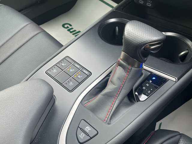 レクサス ＵＸ 250h Fスポーツ 神奈川県 2023(令5)年 1万km ホワイトノーヴァガラスフレーク ワンオーナー/純正ナビ/【フルセグTV/BT/MiraCast/USB】/プレミアムサウンドシステム/黒革シート/ベンチレーション/ステアリングヒーター/パワーシート/純正OPオレンジキャリパー/純正18インチAW/AC100V電源/カラーヘッドアップディスプレイ/アクティブサウンドコントロール/ETC/BSM/純正フロアマット/パワーバックドア/シルバールーフレール/スマートキー×2カードキー×1/新車時保証書/取扱説明書