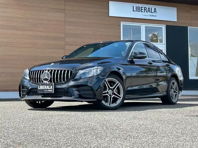 メルセデス・ベンツ Ｃ２２０ｄ アバンギャルド　AMGライン 宮崎県 2019(令1)年 4.8万km オブシディアンブラック 純正メモリナビ/・Bluetooth/・フルセグテレビ /・AM/FM/バックカメラ/パーキングアシスト /・前後コーナーセンサー /レザーエクスクルーシブパッケージ/・レッドレザーシート /・D/N席パワーシート /・D/N席シートヒーター /ブルメスターサウンド/レーダーセーフティパッケージ/・ディストロニックプラス/・レーンキープアシスト/・ブラインドスポットアシスト/パワートランク/・フットオープン/アンビエントライト /パドルシフト/保証書/・取扱説明書/・スペアキー