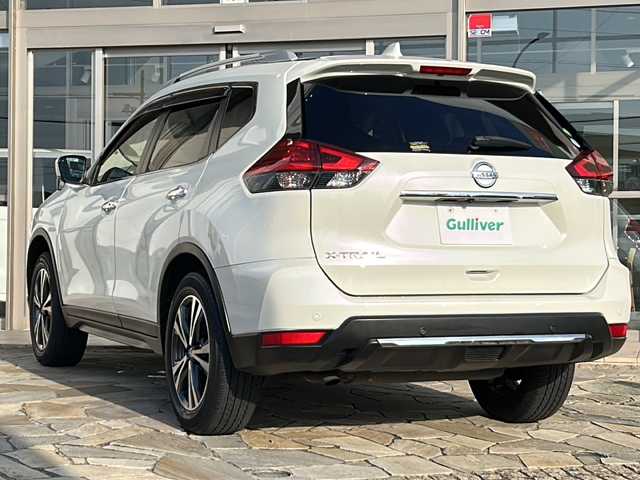 日産 エクストレイル 20X 静岡県 2018(平30)年 5.1万km ブリリアントホワイトパール 純正ナビ/・iPod/・SD/・FM/AM/・フルセグTV/・WALKMAN/USB/・MUSIC STOCKER/・CD/DVD/Blu-ray/・Bluetooth/主要装備/・バックカメラ/・ETC/・コーナーセンサー/・エマージェンシーブレーキ/・パーキングアシスト/・4×4-i/・パワーバックドア/・アイドリングストップ/・ヒルディセントコントロール/・ヒーテッドドアミラー/・フォグランプ