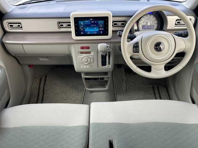 スズキ ラパン X 道東・釧路十勝 2024(令6)年 0.2万km ピュアホワイトP ワンオーナー/4WD/純正ディスプレイオーディオ/【Bluetooth．AM/FMラジオ】/バックカメラ/スマートキー/ETC/ドライブレコーダー/ベンチシート/シートヒーター/純正フロアマット/純正アルミホイール/コーナーセンサー/オートライト/横滑り防止装置/レーンキープアシスト/衝突被害軽減ブレーキ/盗難防止装置/保証書/取扱説明書