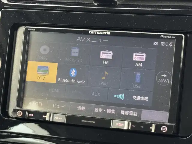 トヨタ プリウス S 福岡県 2020(令2)年 5.5万km スーパーホワイトⅡ 社外ナビ（フルセグＴＶ）　/衝突軽減　/レーンキープ　/コーナーセンサー　/先行車発進検知　/盗難防止装置　/レーダークルコン　/ドライブモード　/アイドリングストップ　/オートライト　/ビルトインＥＴＣ　/１００Ｖ電源