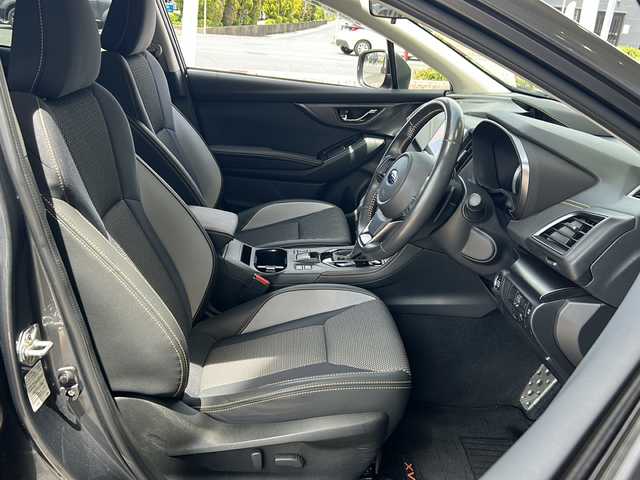 スバル ＸＶ ハイブリッド アドバンス スタイルエディション 静岡県 2022(令4)年 1.7万km マグネタイトグレーメタリック 純正ナビ　/バック・サイドカメラ　/衝突軽減ブレーキ　/レーダークルーズコントロール　/レーンキープアシスト　/誤発進抑制機能　/ＬＥＤライト　/ＥＴＣ　/クリアランスソナー　/純正１８アルミホイール /シートヒーター /スマートキー /プッシュスタート