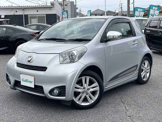 トヨタ ｉＱ 130G → ゴー 愛知県 2012(平24)年 12.4万km シルバーM /禁煙車//社外SDナビ/フルセグTV//Bluetooth.CD.DVD//ETC/バックカメラ//前方ドライブレコーダー//レーダー探知機（ZR337CSD）//社外センターマフラー//純正フロアマット//純正ドアバイザー//ヘッドライトレベライザー//横滑り防止（VSC）//ECOモード//リモコンキー//電動格納ミラーウインカー