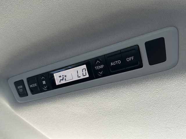 トヨタ アルファード 240S プライムセレクションⅡ 富山県 2010(平22)年 14.4万km ホワイトパールクリスタルシャイン 純正ナビ　/禁煙車　/パワースライドドア　/バックカメラ　/コーナーセンサー　/特別仕様車　/電動リアゲート　/LEDヘッドライト　/スマートキー　/純正アルミホイール　/純正オーディオ　/ウィンカーミラー　/電動格納ミラー