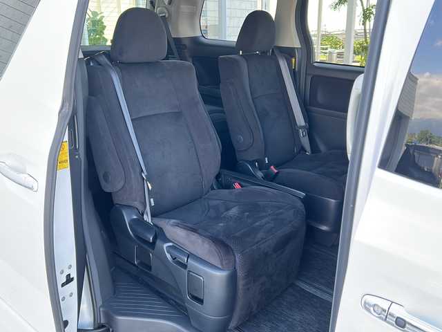 トヨタ アルファード 240S プライムセレクションⅡ 富山県 2010(平22)年 14.4万km ホワイトパールクリスタルシャイン 純正ナビ　/禁煙車　/パワースライドドア　/バックカメラ　/コーナーセンサー　/特別仕様車　/電動リアゲート　/LEDヘッドライト　/スマートキー　/純正アルミホイール　/純正オーディオ　/ウィンカーミラー　/電動格納ミラー