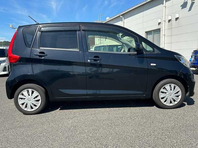 日産 デイズ J 広島県 2016(平28)年 7.3万km ブラック 純正メモリナビ（AVN135M）/　（ワンセグテレビ/CD/AM/FM）/ETC/フロアマット/横滑り防止装置/盗難防止装置/衝突被害軽減システム/Wエアバック/オートエアコン/ハロゲンヘッドライト/ヘッドライトレベライザー/パワーステアリング/パワーウィンドウ/電格ミラー/取扱説明書