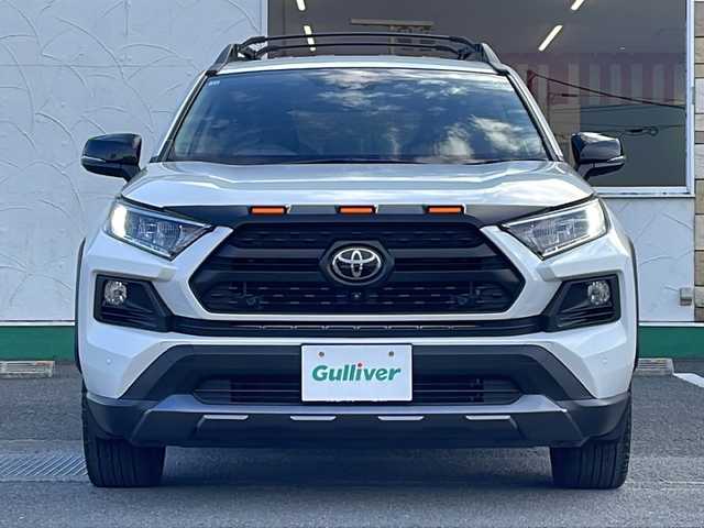 トヨタ ＲＡＶ４ アドベンチャー オフロードPKG 徳島県 2020(令2)年 4.7万km スーパーホワイトⅡ 純正HDDナビ/（フルセグ/DISC/USB/BT）/全方位カメラ/追従式クルーズコントロール/ブラインドスポットモニター/パーキングアシスト/ステアリングヒーター/前席シートヒーター/前席エアーシート/合皮シート/ビルトインETC/純正18インチアルミホイール/純正フロアマット