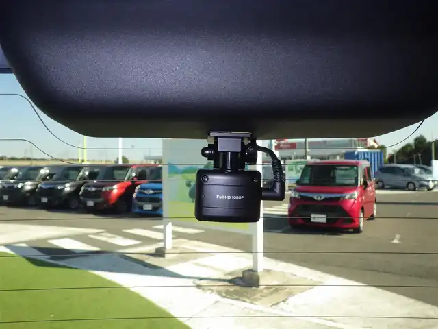 ホンダ フリード ハイブリット e:HEV クロスター 千葉県 2024(令6)年 1.3万km ソニックグレーパール ホンダセンシング/・衝突軽減ブレーキ（CMBS）/・車線維持支援システム（LKAS）/・アダプティブクルーズコントロール（ACC）/・ブラインドスポットインフォメーション/・後方誤発進抑制機能/・誤発進抑制機能/両側パワースライドドア/ディスプレイオーディオ/【Apple CarPlay　Android Auto対応】/【Bluetooth接続】/バックカメラ/ドライブレコーダー（ZDR-037）/ハーフレザーシート/前席シートヒーター/革巻きステアリング/ステアリングスイッチ/ETC/LEDヘッドライト/フォグライト/ウインカーミラー/コーナーセンサー/純正15インチアルミホイル/サイド/カーテンエアバッグ/Honda スマートキー