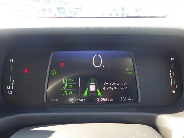 ホンダ フリード ハイブリット e:HEV クロスター 千葉県 2024(令6)年 1.3万km ソニックグレーパール ホンダセンシング/・衝突軽減ブレーキ（CMBS）/・車線維持支援システム（LKAS）/・アダプティブクルーズコントロール（ACC）/・ブラインドスポットインフォメーション/・後方誤発進抑制機能/・誤発進抑制機能/両側パワースライドドア/ディスプレイオーディオ/【Apple CarPlay　Android Auto対応】/【Bluetooth接続】/バックカメラ/ドライブレコーダー（ZDR-037）/ハーフレザーシート/前席シートヒーター/革巻きステアリング/ステアリングスイッチ/ETC/LEDヘッドライト/フォグライト/ウインカーミラー/コーナーセンサー/純正15インチアルミホイル/サイド/カーテンエアバッグ/Honda スマートキー