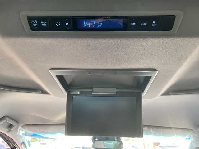 トヨタ ヴェルファイア ハイブリット ZR 青森県 2018(平30)年 6.6万km ブラック 4WD/純正10インチナビ・フルセグTV/CD・DVD・Bluetooth/純正12インチフリップダウンモニター/バックカメラ/黒合皮シート/前席エアシート・シートヒーター/助手席パワーオットマン/両側パワースライドドア/セーフティセンス/プリクラッシュセーフティ/レーダークルーズコントロール/レーントレーシングアシスト/オートマチックハイビーム/ビルトインETC/LEDヘッドライト/LEDフォグランプ/OP3眼LEDヘッドランプ/LEDフォグランプ/社外20インチアルミ/モデリスタエアロ