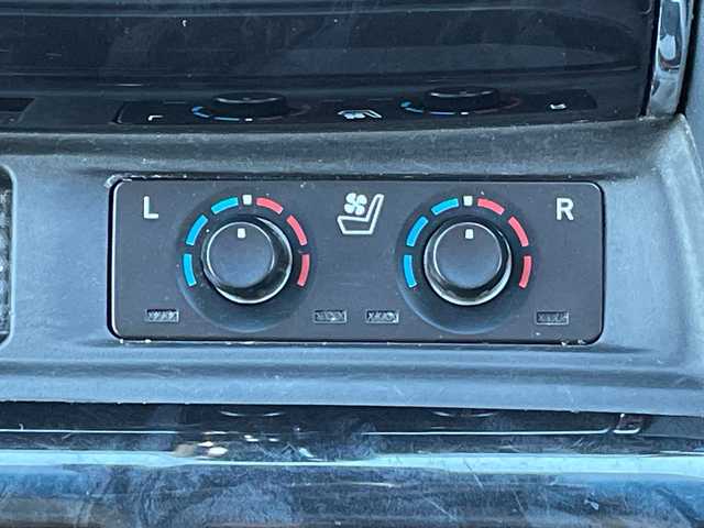 トヨタ ヴェルファイア ハイブリット ZR 青森県 2018(平30)年 6.6万km ブラック 4WD/純正10インチナビ・フルセグTV/CD・DVD・Bluetooth/純正12インチフリップダウンモニター/バックカメラ/黒合皮シート/前席エアシート・シートヒーター/助手席パワーオットマン/両側パワースライドドア/セーフティセンス/プリクラッシュセーフティ/レーダークルーズコントロール/レーントレーシングアシスト/オートマチックハイビーム/ビルトインETC/LEDヘッドライト/LEDフォグランプ/OP3眼LEDヘッドランプ/LEDフォグランプ/社外20インチアルミ/モデリスタエアロ