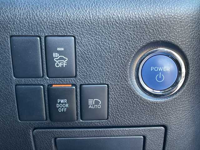 トヨタ ヴェルファイア ハイブリット ZR 青森県 2018(平30)年 6.6万km ブラック 4WD/純正10インチナビ・フルセグTV/CD・DVD・Bluetooth/純正12インチフリップダウンモニター/バックカメラ/黒合皮シート/前席エアシート・シートヒーター/助手席パワーオットマン/両側パワースライドドア/セーフティセンス/プリクラッシュセーフティ/レーダークルーズコントロール/レーントレーシングアシスト/オートマチックハイビーム/ビルトインETC/LEDヘッドライト/LEDフォグランプ/OP3眼LEDヘッドランプ/LEDフォグランプ/社外20インチアルミ/モデリスタエアロ