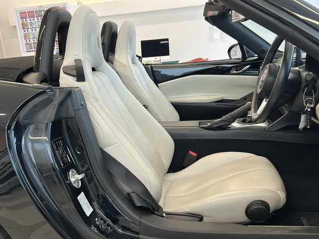 マツダ ロードスター S レザーパッケージ 岐阜県 2020(令2)年 2.5万km ジェットブラックマイカ ホワイトレザー/セーフティパッケージ/マツダコネクト/フルセグTV/Bluetooth/クルーズコントロール/LEDヘッドライト/ETC/シートヒーター/DVDデッキ/レーンキープ/コーナーセンサー/オートマチックハイビーム