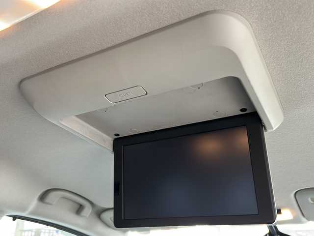 日産 セレナ ハイウェイスター 岩手県 2017(平29)年 6.1万km マルーンレッド 2トーン ４WD/ワンオーナー　/全方位カメラ　/純正ナビＭＭ５１６Ｄ０－Ｌ　/純正フリップダウンモニター１(リモコン有)　/両側電動スライドドア　/フルセグTV/ＥＴＣ　/クルーズコントロール　/バックカメラ　/ナビステアリングスイッチ /オートライト /純正エンジンスターター/スマートキー×2/純正AW冬タイヤ5分山積込み/(195/65/R15　2023年製）/横滑り防止装置/衝突軽減装置/ドアバイザー/フロアマット/アイドリングストップ/保証書　取説　ナビ取説