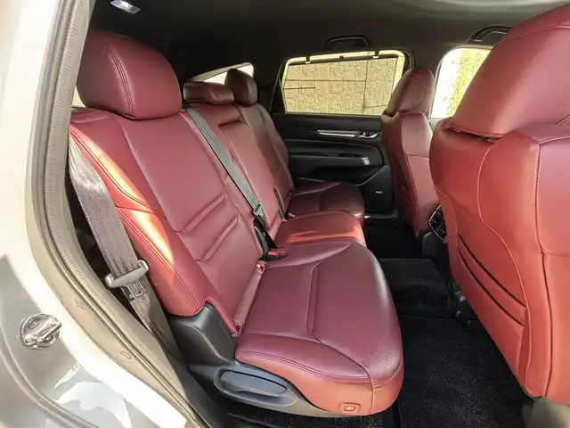 マツダ ＣＸ－８ 25S Lパッケージ 長崎県 2021(令3)年 2.5万km プラチナクォーツメタリック 純正ディスプレイオーディオ/全方位カメラ/衝突軽減システム/BOSEサウンドシステム/レーンアシスト/ブラインドスポットモニター/レーダークルーズ/ETC/レザーシート/パワーシート/シートヒーター/エアシート/ヘッドアップディスプレイ/ステアリングスイッチ/置くだけ充電/オートライト/ルーフレール/純正19インチAW