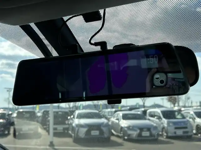 トヨタ プリウス S 和歌山県 2018(平30)年 7.2万km ホワイトパールクリスタルシャイン モデリスタ風エアロパーツ/アルパインナビ/フルセグTV/バックカメラ/デジタルインナーミラー/HDMI/横滑り防止/純正フロアマット/ETC/LEDヘッドライト/オートライト