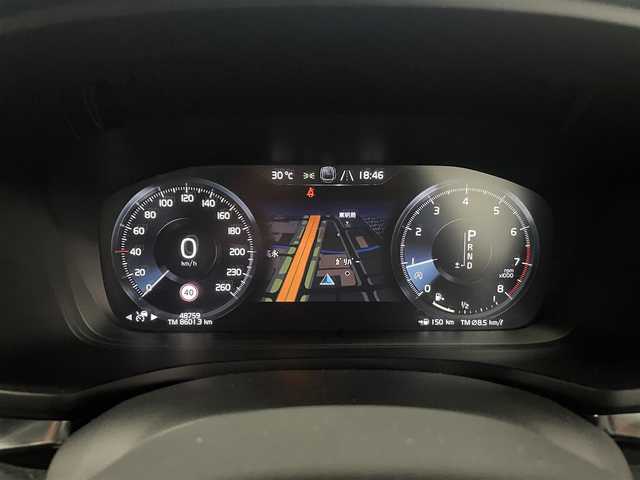 ボルボ Ｖ６０ T5 インスクリプション 兵庫県 2018(平30)年 4.9万km グレー パノラマサンルーフ/ハーマンカードン/本革シート/シートヒーター/ベンチレーター/純正ナビ/全方位カメラ/カープレイ・アンドロイドオート/ACC/LKA/BLIS/フルセグTV