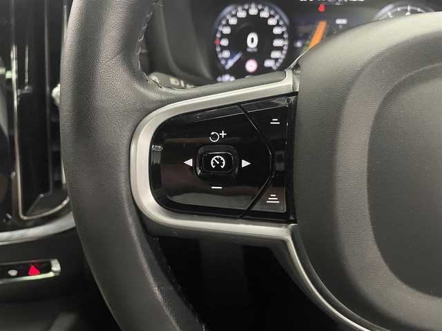 ボルボ Ｖ６０ T5 インスクリプション 兵庫県 2018(平30)年 4.9万km グレー パノラマサンルーフ/ハーマンカードン/本革シート/シートヒーター/ベンチレーター/純正ナビ/全方位カメラ/カープレイ・アンドロイドオート/ACC/LKA/BLIS/フルセグTV