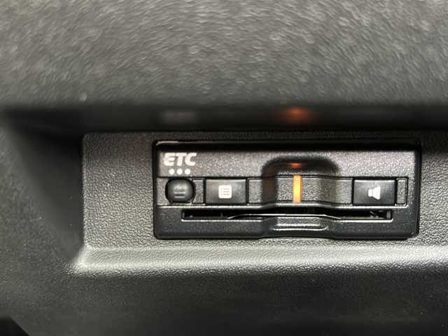 スズキ ジムニー シエラ JC 福島県 2023(令5)年 0.8万km ブルーイッシュブラックパール3 ４ＷＤ/社外メモリナビ＆フルセグＴＶ/（ＤＶＤ＆ＢＴ＆ＣＤ＆ＨＤＭＩ）/バックカメラ/衝突軽減ブレーキ/クルーズコントロール/レーンキープアシスト/ＥＴＣ/純正１５inアルミホイール/社外rossoMODELLOマフラー/社外BILSTEINショックアブソーバー/社外テールランプ/社外トィーター/シートヒーター/オートライト/ＬＥＤライト/ＬＥＤフォグランプ/ウィンカーミラー/電動格納ミラー/スマートキー/プッシュスタート/Ｗ＋サイドエアバッグ/横滑り防止装置/ＡＢＳ/ドアバイザー/フロアマット/新車保証書/取扱説明書