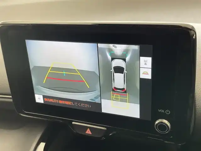 トヨタ ヤリスクロス ハイブリッド Z 愛知県 2025(令7)年 0.3万km プラチナホワイトパールマイカ 純正８型ナビ　全方位カメラ　ＨＵＤ　禁煙車　ＢＳＭ　前後ドラレコ　ＥＴＣ　セーフティセンス　衝突軽減　追従クルコン　ＬＥＤオートライト　ｎａｎｏｅＸ　ステアヒーター　シートヒーター　ハーフレザー　ミラキャスト　オートハイビーム