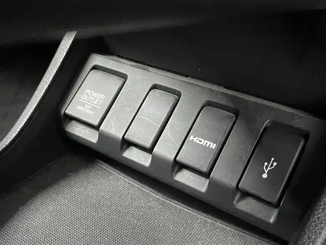 ホンダ ヴェゼル ハイブリッド Z ホンダセンシング 熊本県 2016(平28)年 4.8万km プレミアムクリスタルレッドM モデューロエアロ　/純正8インチナビ　/前後ドライブレコーダー　/バックカメラ　/ビルトインＥＴＣ　/前席シートヒーター　/ホンダセンシング/・衝突軽減ブレーキ/・レーンキープアシスト/・アダブティブクルーズコントロール/・先行車発進お知らせ機能/・路外逸脱抑制機能/・レーンキープアシスト/・標識認識システム/・オートハイビーム/横滑り防止/ハーフレザーシート/コーナーポール/電動パーキングサポート/ブレーキホールド/ジャズブラウン内装/純正フロアマット/純正17インチAW/オートライト/LEDヘッドライト/スマートキー/プッシュスタート/スペアキー1本