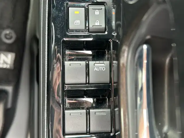 ホンダ Ｎ ＢＯＸ カスタム G L ターボ ホンダセンシング 兵庫県 2018(平30)年 5.4万km パープル 純正8インチプレミアムインターナビ/ホンダセンシング/純正ドライブレコーダー/先行車発進知らせ/クルーズコントロール/ビルトインETC/LEDヘッドライト/衝突軽減ブレーキ/パドルシフト/フォグランプ/ウィンカーミラー/革巻きステアリング/ステアリングスイッチ