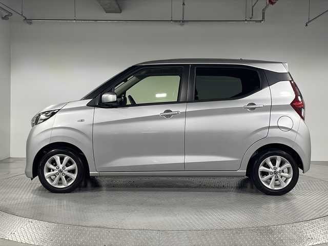日産 デイズ X 神奈川県 2023(令5)年 0.4万km スターリングシルバーM バックカメラ/ETC/純正14インチAW/エマージェンシーブレーキ/車線逸脱警報/先行車発進お知らせ機能/側道標識表示機能/道路標識表示機能/ふらつき警報/オートハイビーム/HIDヘッドライト
