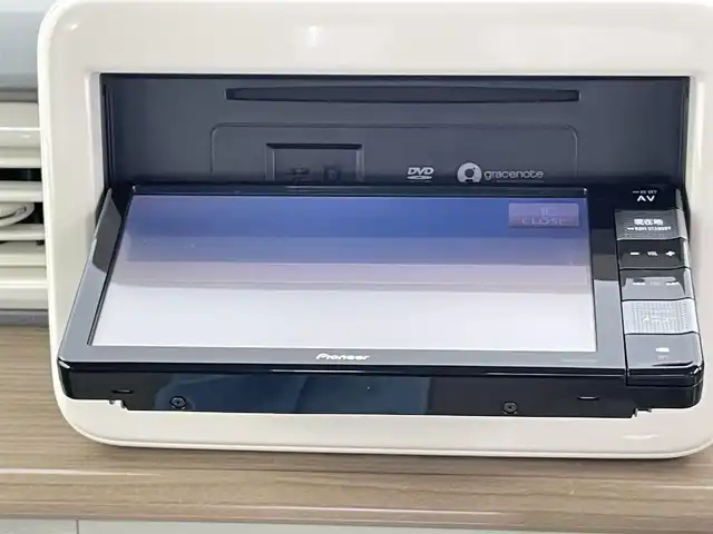 スズキ ラパン X 千葉県 2018(平30)年 4.7万km フォーンベージュメタリック/ホワイト2トーンルーフ 禁煙車/衝突軽減ブレーキ/横滑り防止装置/７型ワイドモニターナビ/フルセグ/Bluetooth接続/ＤＶＤ/ＣＤ再生可/バックカメラ/運転席シートヒーター/アイドリングストップ/プッシュスタート/HIDヘッドライト/オートライト/ビルトインETC/１４インチアルミホイール/運転席/助手席エアバッグ搭載