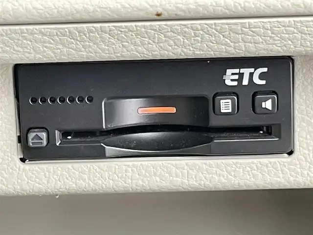 スズキ ラパン X 千葉県 2018(平30)年 4.7万km フォーンベージュメタリック/ホワイト2トーンルーフ 禁煙車/衝突軽減ブレーキ/横滑り防止装置/７型ワイドモニターナビ/フルセグ/Bluetooth接続/ＤＶＤ/ＣＤ再生可/バックカメラ/運転席シートヒーター/アイドリングストップ/プッシュスタート/HIDヘッドライト/オートライト/ビルトインETC/１４インチアルミホイール/運転席/助手席エアバッグ搭載